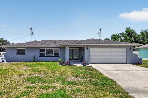 Villa ou maison à Cape Coral, Floride 3 chambres, 191.19 m2 № 2114316