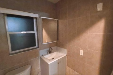 Apartment in West Palm Beach, Florida 1 bedroom, 51.1 sq.m. № 2175839 - photo 14