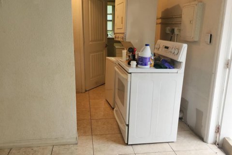 Apartment in West Palm Beach, Florida 1 bedroom, 51.1 sq.m. № 2175839 - photo 9