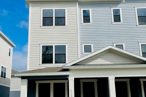 Touwnhouse à Winter Springs, Floride 4 chambres, 219.16 m2 № 2102912