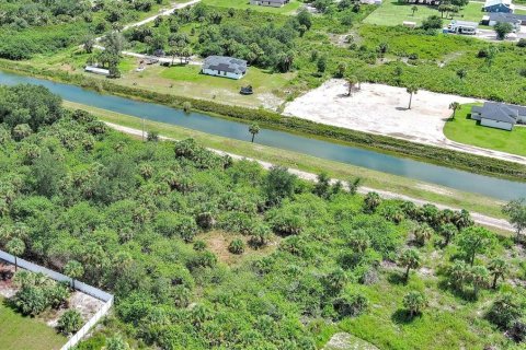 Land in Lehigh Acres, Florida № 2164319 - photo 14