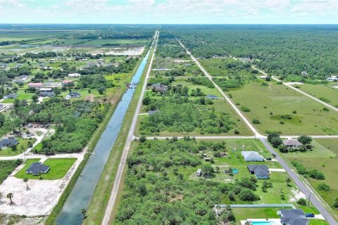 Land in Lehigh Acres, Florida № 2164319 - photo 10