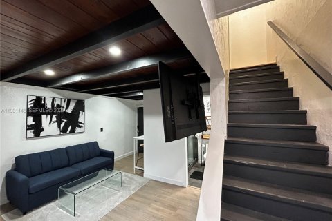 Снять в аренду квартиру в Форт-Лодердейл, Флорида 1 спальня, 169.45м2, № 1989969 - фото 15