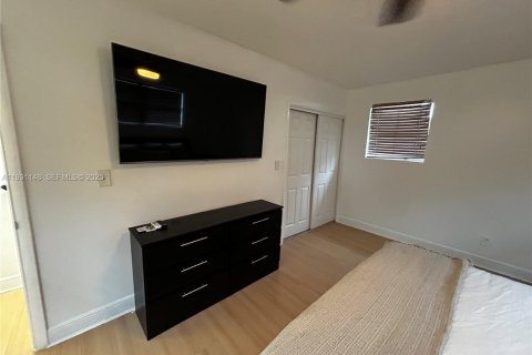 Снять в аренду квартиру в Форт-Лодердейл, Флорида 1 спальня, 169.45м2, № 1989969 - фото 18