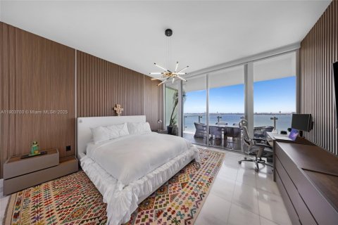 Купить кондоминиум в Майами, Флорида 3 спальни, 198.9м2, № 1965862 - фото 17