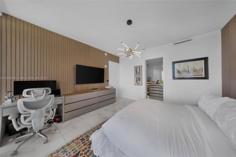 Купить кондоминиум в Майами, Флорида 3 спальни, 198.9м2, № 1965862 - фото 18