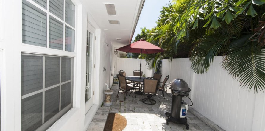 Casa en Delray Beach, Florida 3 dormitorios, 139.82 m2 № 1224716