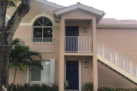 Condominio en alquiler en Miami, Florida, 2 dormitorios, 82.78 m2 № 1944179 - foto 4