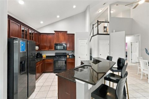 Villa ou maison à vendre à Kissimmee, Floride: 6 chambres, 248.7 m2 № 2416502 - photo 8