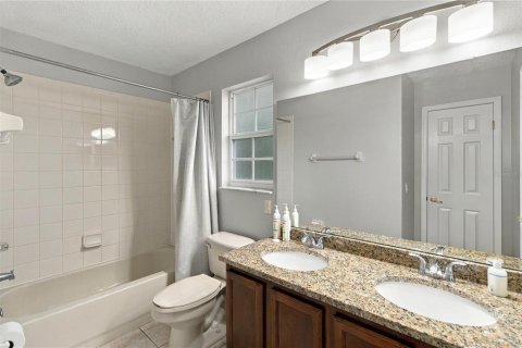 Villa ou maison à vendre à Kissimmee, Floride: 6 chambres, 248.7 m2 № 2416502 - photo 25