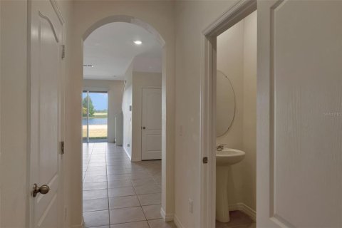Touwnhouse à vendre à Davenport, Floride: 3 chambres, 157.19 m2 № 2291595 - photo 3