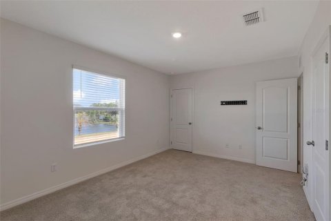 Touwnhouse à vendre à Davenport, Floride: 3 chambres, 157.19 m2 № 2291595 - photo 18