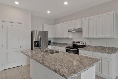 Touwnhouse à vendre à Davenport, Floride: 3 chambres, 157.19 m2 № 2291595 - photo 7
