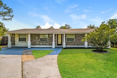 Casa en alquiler en Jacksonville, Florida, 4 dormitorios, 157.93 m2 № 817923 - foto 1