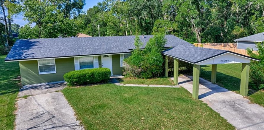 Villa ou maison à High Springs, Floride 3 chambres, 111.48 m2 № 1901911