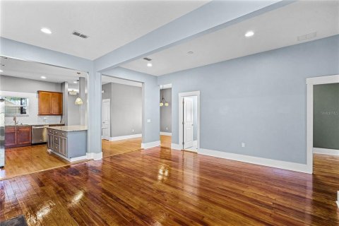 Villa ou maison à vendre à Orlando, Floride: 4 chambres, 214.51 m2 № 1518467 - photo 10