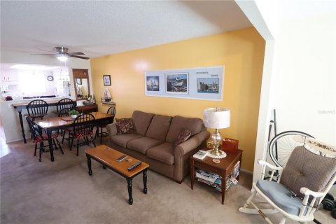 Condominio en alquiler en Bradenton, Florida, 2 dormitorios, 86.96 m2 № 1750608 - foto 8