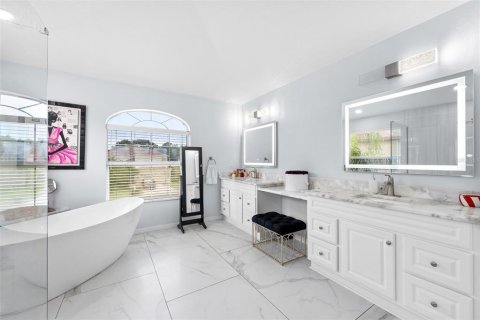 Casa en venta en Odessa, Florida, 5 dormitorios, 361.58 m2 № 2226818 - foto 24