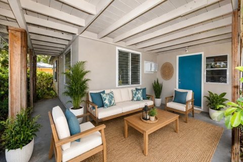 Casa en venta en Saint Petersburg, Florida, 5 dormitorios, 220.36 m2 № 2227772 - foto 27