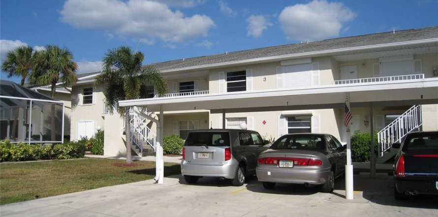 Condo à Punta Gorda, Floride, 3 chambres № 1653382