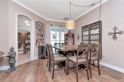 House in Land O' Lakes, Florida 4 bedrooms, 281.77 sq.m. № 1679071 - photo 8
