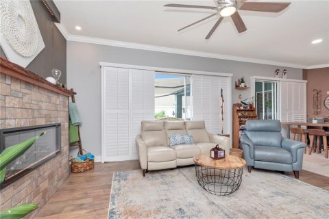 House in Land O' Lakes, Florida 4 bedrooms, 281.77 sq.m. № 1679071 - photo 22