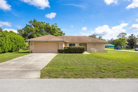 Casa en venta en Spring Hill, Florida, 3 dormitorios, 161 m2 № 1826286 - foto 2