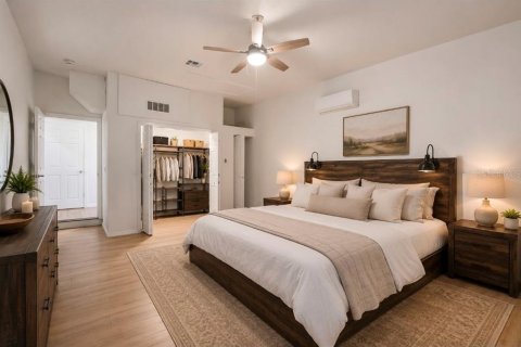 Casa en venta en Tampa, Florida, 5 dormitorios, 154.5 m2 № 2210218 - foto 11