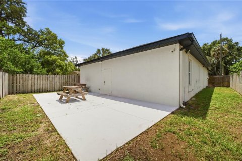 Casa en venta en Tampa, Florida, 5 dormitorios, 154.5 m2 № 2210218 - foto 21