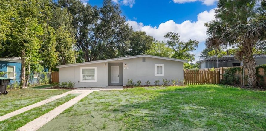 Casa en Orlando, Florida 3 dormitorios, 122.45 m2 № 1915845