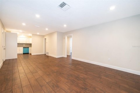 Casa en venta en Orlando, Florida, 3 dormitorios, 122.45 m2 № 1915845 - foto 21