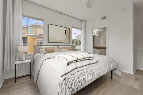 Condo in Sarasota, Florida, 3 bedrooms  № 1883404 - photo 27