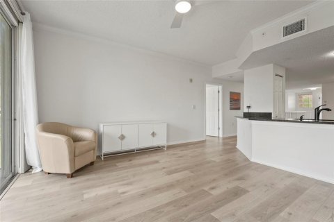 Condo in Sarasota, Florida, 3 bedrooms  № 1883404 - photo 22