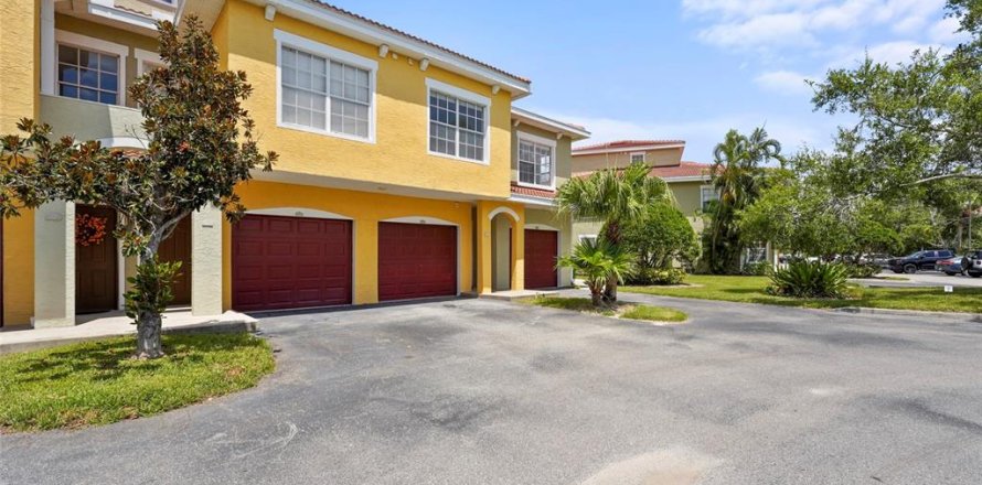 Condominio en Sarasota, Florida, 3 dormitorios № 1883404