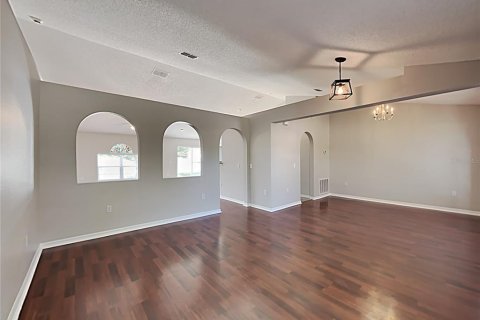 Villa ou maison à vendre à Poinciana, Floride: 3 chambres, 155.61 m2 № 2430973 - photo 2