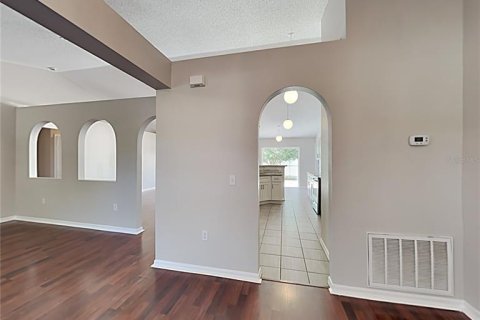 Villa ou maison à vendre à Poinciana, Floride: 3 chambres, 155.61 m2 № 2430973 - photo 4
