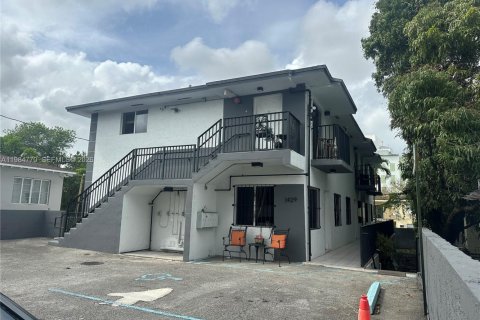 Commercial property in Miami, Florida № 2055561 - photo 7