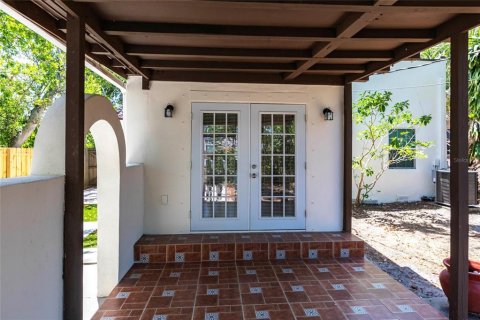 Casa en venta en Saint Petersburg, Florida, 3 dormitorios, 123.56 m2 № 1670646 - foto 28