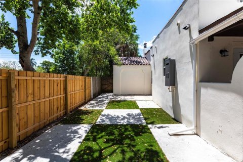 Casa en venta en Saint Petersburg, Florida, 3 dormitorios, 123.56 m2 № 1670646 - foto 19