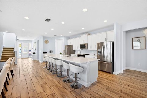 House in Kissimmee, Florida 9 bedrooms, 430.14 sq.m. № 2106893 - photo 5