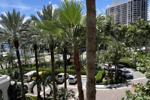 Condominio en venta en Aventura, Florida, 2 dormitorios, 140.28 m2 № 2010770 - foto 6