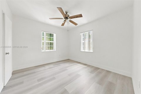 Villa ou maison à louer à Miami, Floride: 3 chambres, 142.05 m2 № 2307448 - photo 19