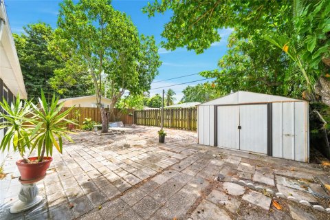 Villa ou maison à louer à Miami, Floride: 3 chambres, 142.05 m2 № 2307448 - photo 26