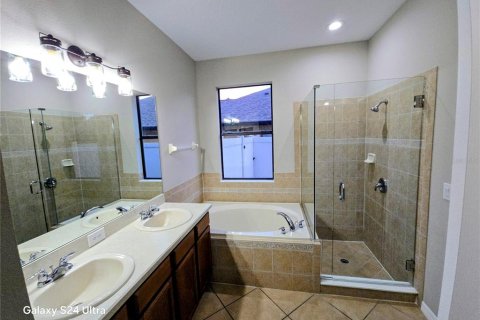 House in Mulberry, Florida 5 bedrooms, 335.19 sq.m. № 2294869 - photo 18