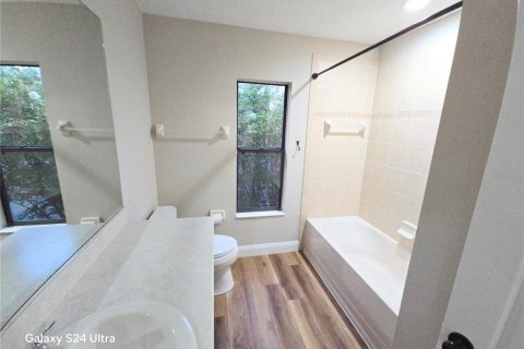 House in Mulberry, Florida 5 bedrooms, 335.19 sq.m. № 2294869 - photo 23