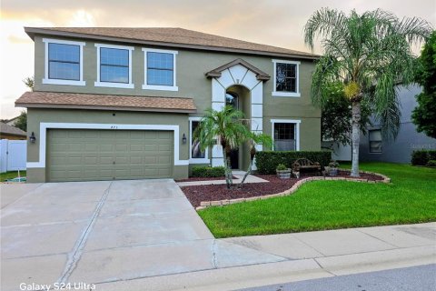 House in Mulberry, Florida 5 bedrooms, 335.19 sq.m. № 2294869 - photo 3