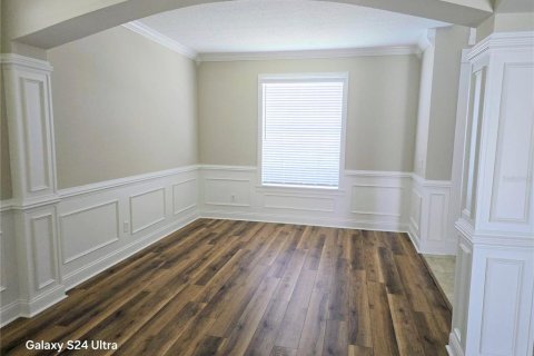 House in Mulberry, Florida 5 bedrooms, 335.19 sq.m. № 2294869 - photo 17