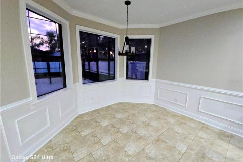 House in Mulberry, Florida 5 bedrooms, 335.19 sq.m. № 2294869 - photo 10
