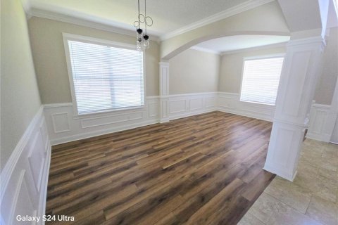 House in Mulberry, Florida 5 bedrooms, 335.19 sq.m. № 2294869 - photo 15