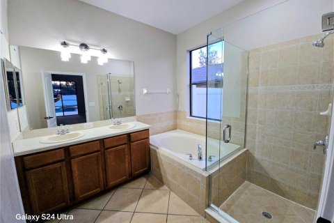 House in Mulberry, Florida 5 bedrooms, 335.19 sq.m. № 2294869 - photo 19